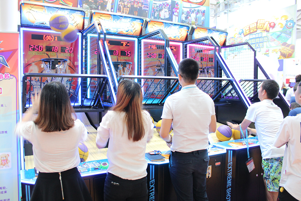 篮球争霸赛篮球机你的场地怎能没有它