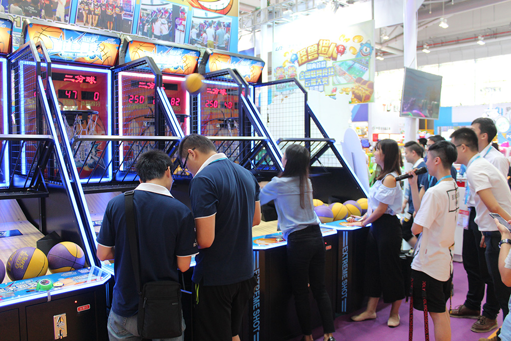 篮球争霸赛篮球机你的场地怎能没有它